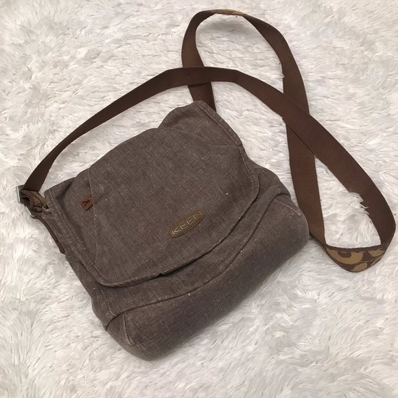 Keen Handbags - Keen Brooklyn II Fabric Adjustible Strap Bag